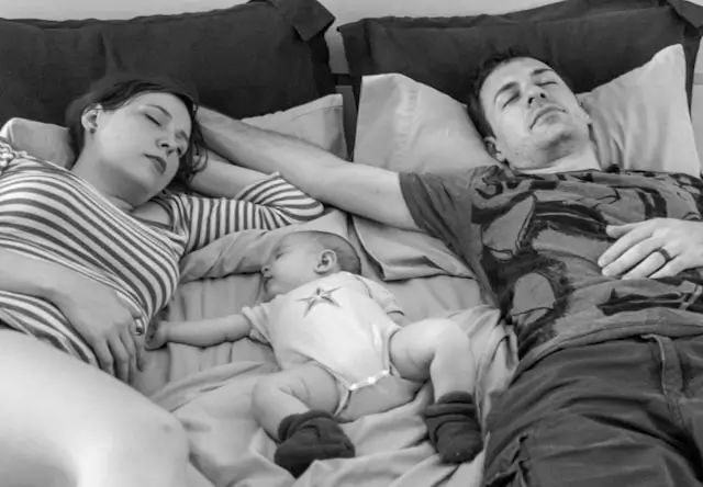 Baby Clash : 5 conseils pour sauver son couple après l&rsquo;accouchement